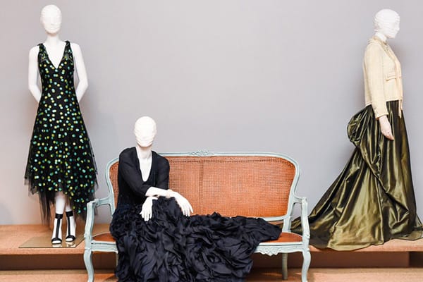 Oscar de la Renta Ĵʱװչ