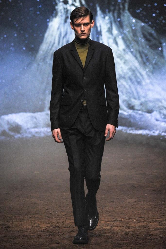 Corneliani 2015ﶬװз