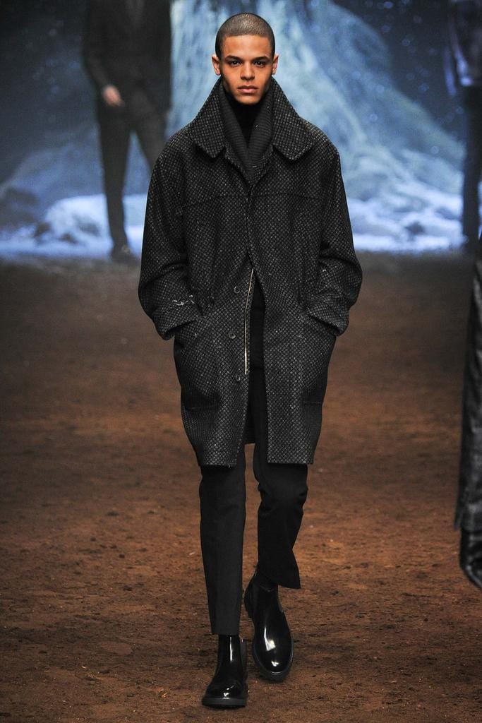 Corneliani 2015ﶬװз