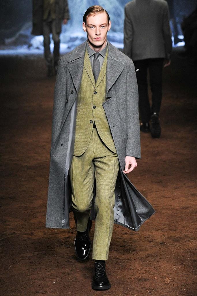 Corneliani 2015ﶬװз