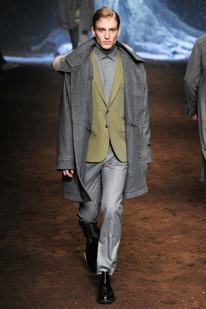 Corneliani 2015ﶬװз