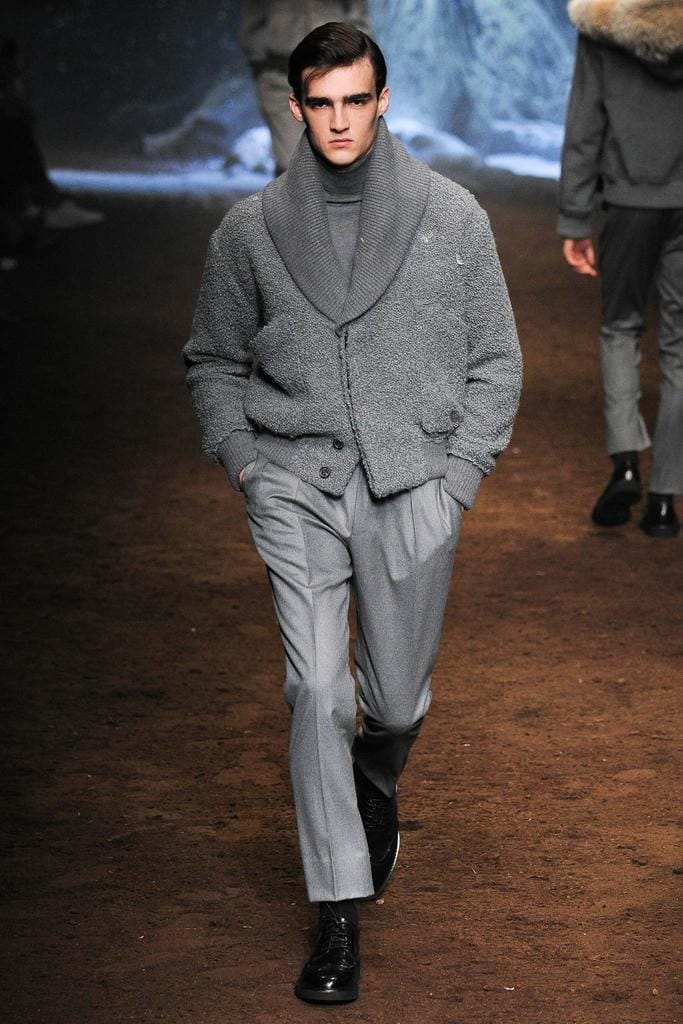 Corneliani 2015ﶬװз