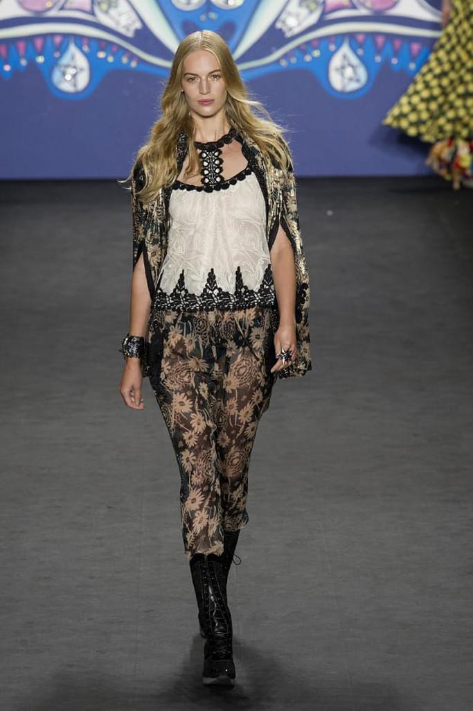 Anna Sui 2015з