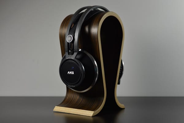 AKG 콢K812ݻ