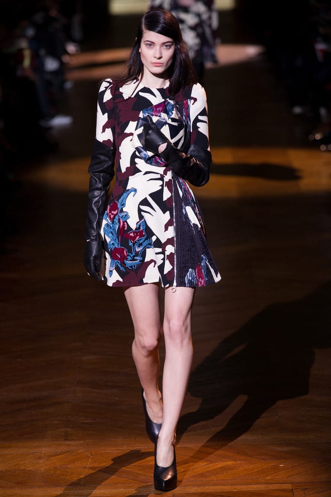 Carven 2014ﶬз