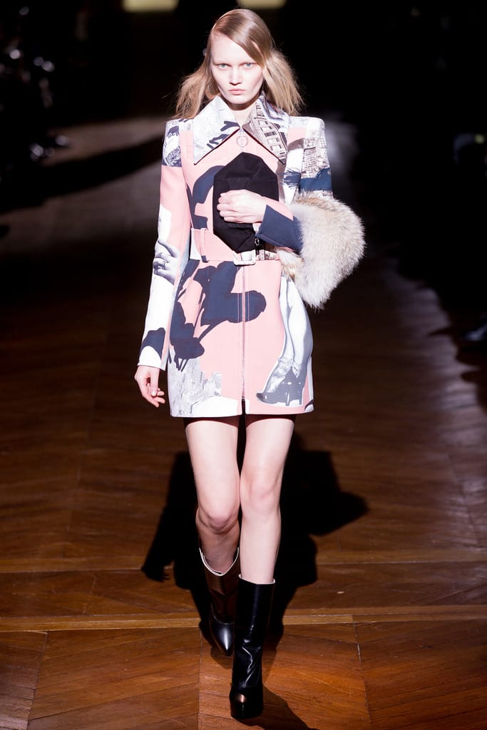 Carven 2014ﶬз