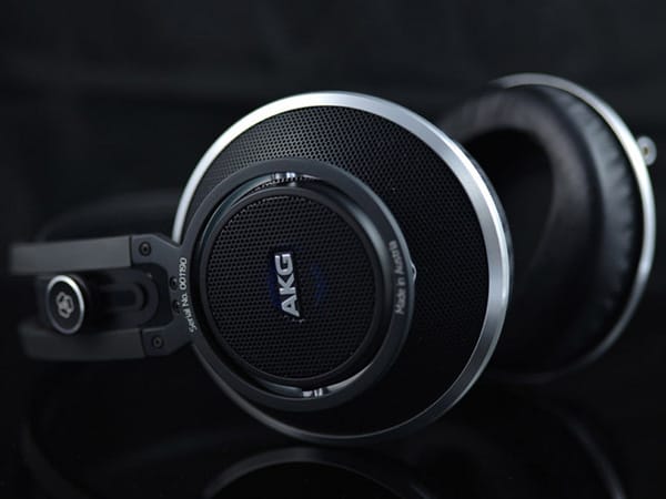 Ķ AKG K812 Ԫ콢