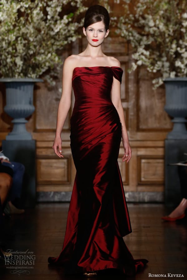 romona keveza fall winter 2013 2014 ready to wear collection red garnet draped mermaid gown silk shantung taffeta draped one shoulder sweetheart neck flowing train style e1366