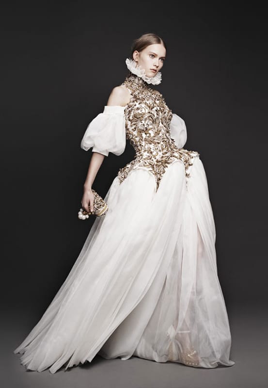 Alexander McQueen 2013ﶬϵŮװLookBook