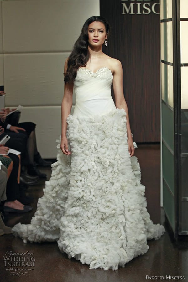 badgley mischka bridal fall 2013 strapless wedding dress ruffle skirt libra