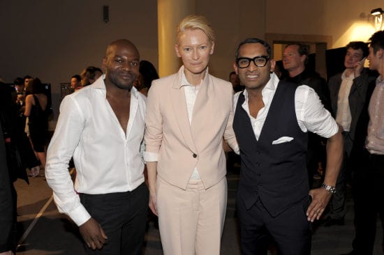 Kevin Lobo()ƷƼܼ࣬װ Tilda Swinton()in BOSS Black Eyan Allen()ƷƼܼ࣬Ůװ