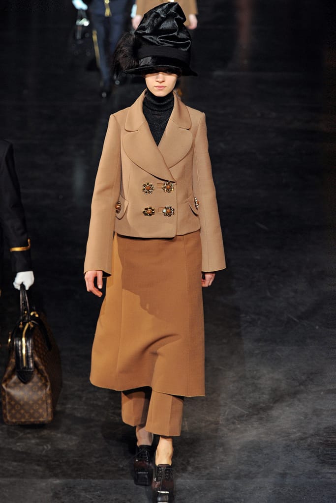 Louis Vuitton 2012ﶬз