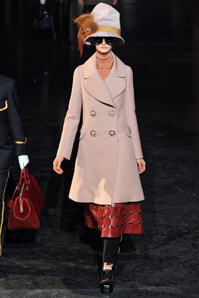 Louis Vuitton 2012ﶬз