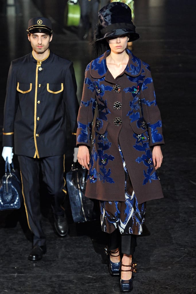 Louis Vuitton 2012ﶬз