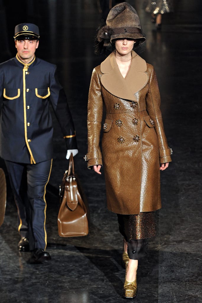 Louis Vuitton 2012ﶬз