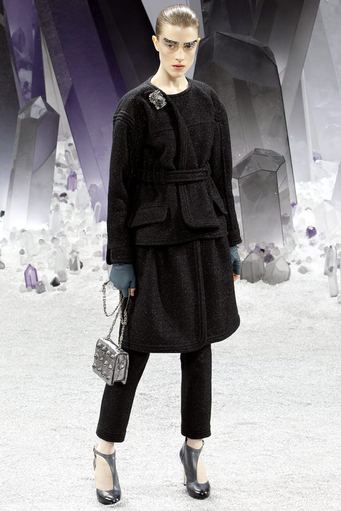 Chanel 2012ﶬз