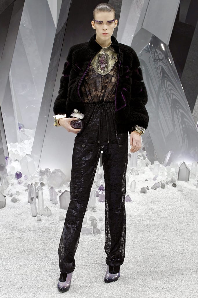 Chanel 2012ﶬз