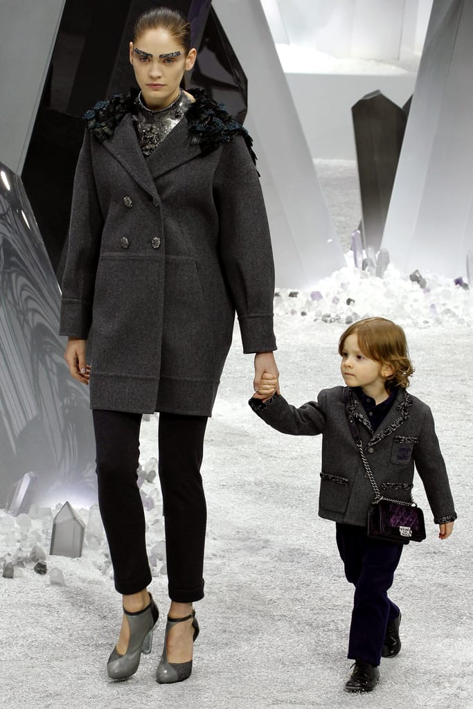 Chanel 2012ﶬз