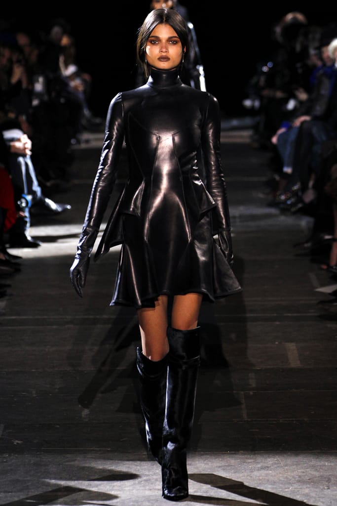 Givenchy 2012ﶬз