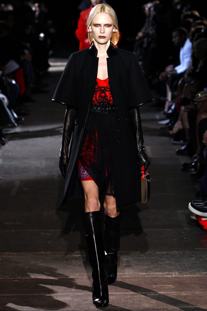 Givenchy 2012ﶬз