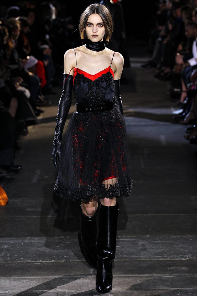 Givenchy 2012ﶬз