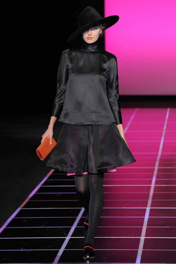 Giorgio Armani 2012ﶬз