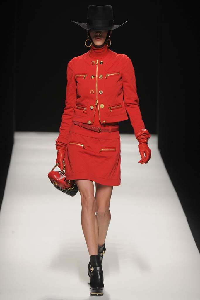 Moschino 2012ﶬз