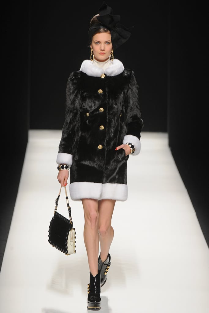 Moschino 2012ﶬз