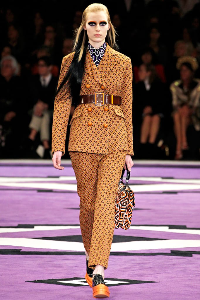 Prada 2012ﶬװз