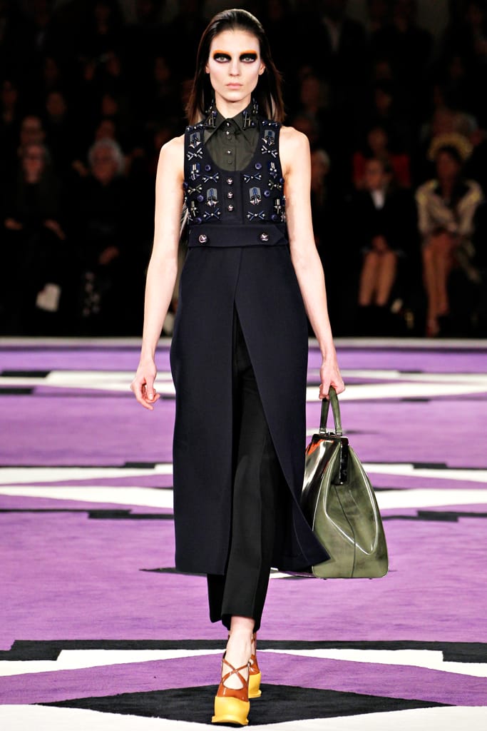 Prada 2012ﶬװз