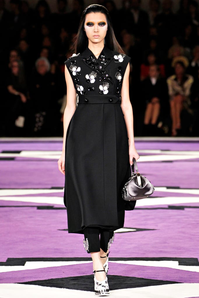 Prada 2012ﶬװз