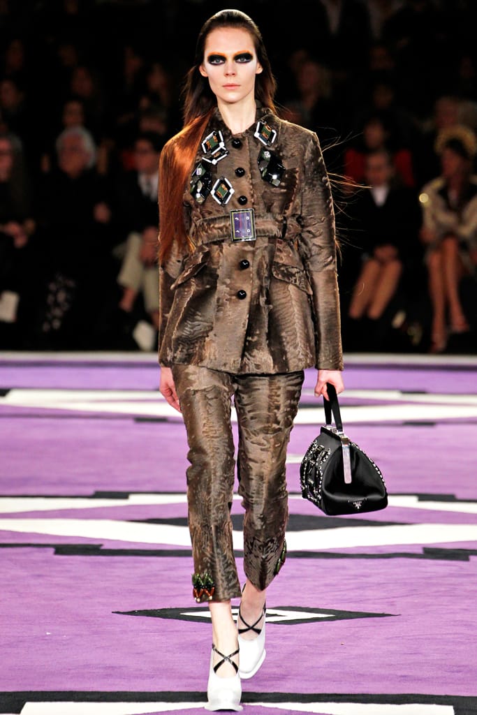 Prada 2012ﶬװз