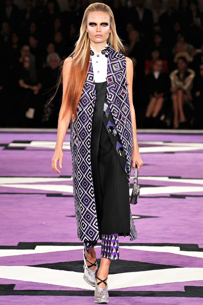 Prada 2012ﶬװз