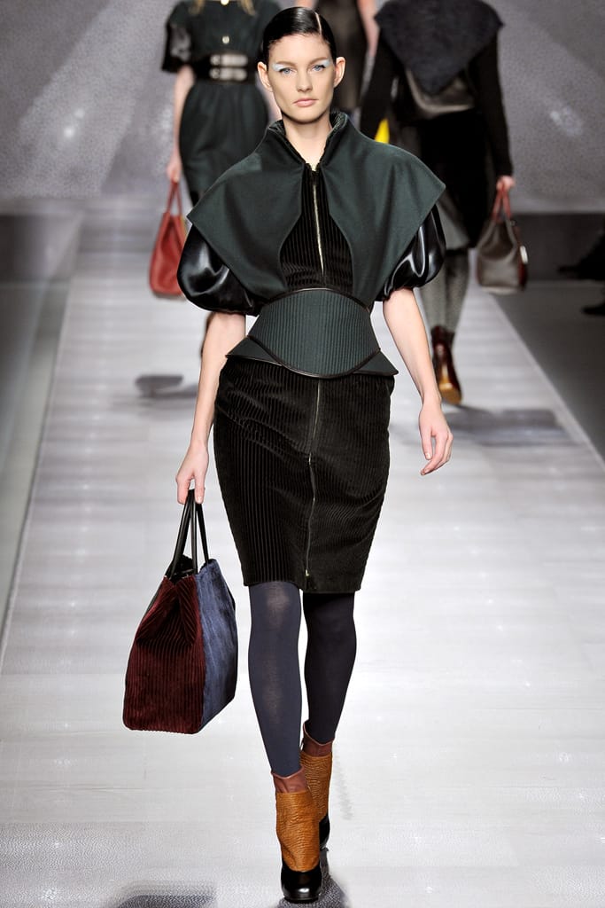 Fendi 2012ﶬз