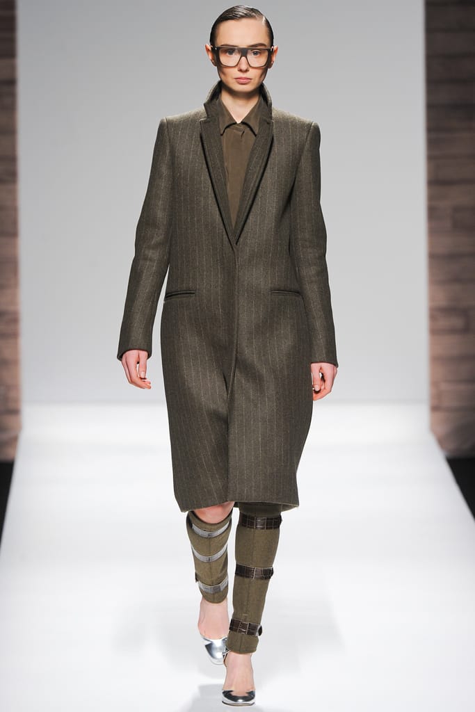 Max Mara 2012ﶬз