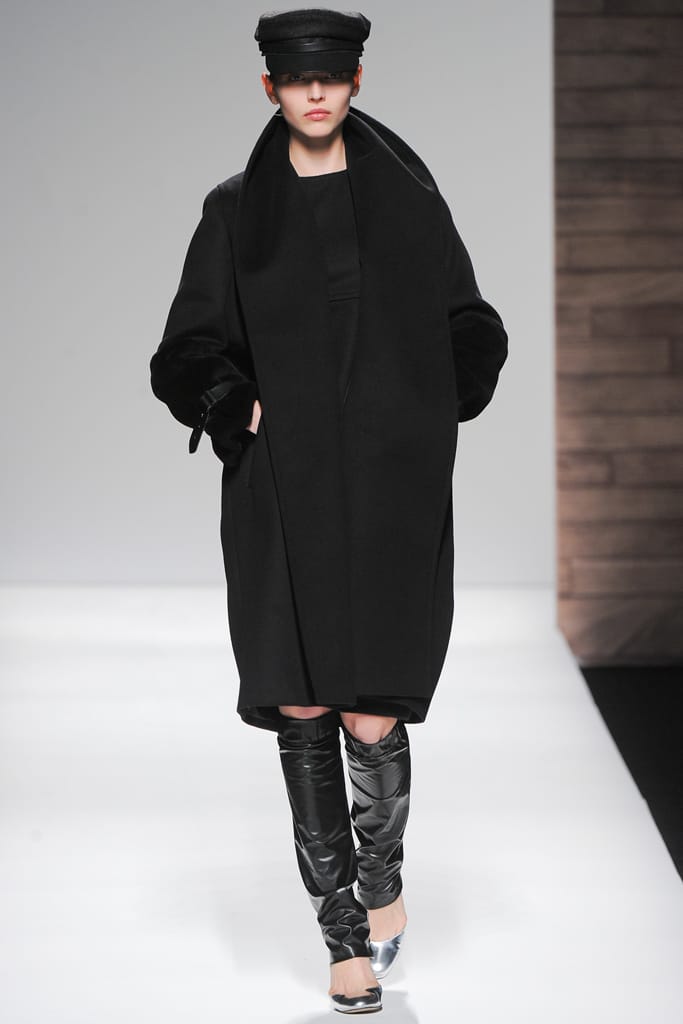 Max Mara 2012ﶬз