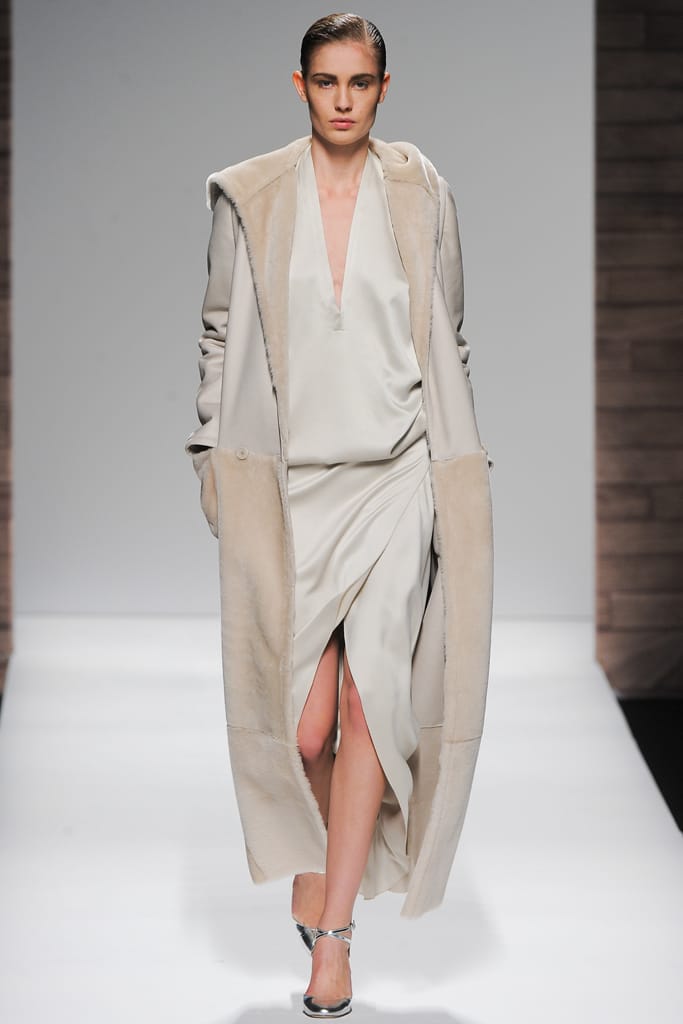 Max Mara 2012ﶬз