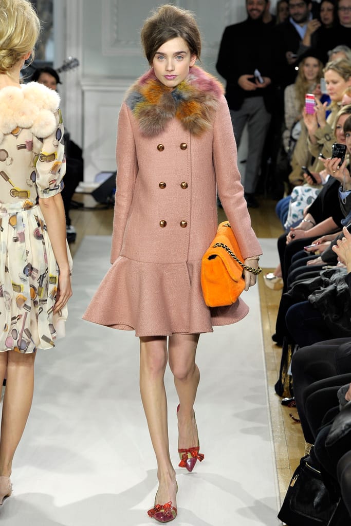 Moschino Cheap And Chic 2012ﶬз