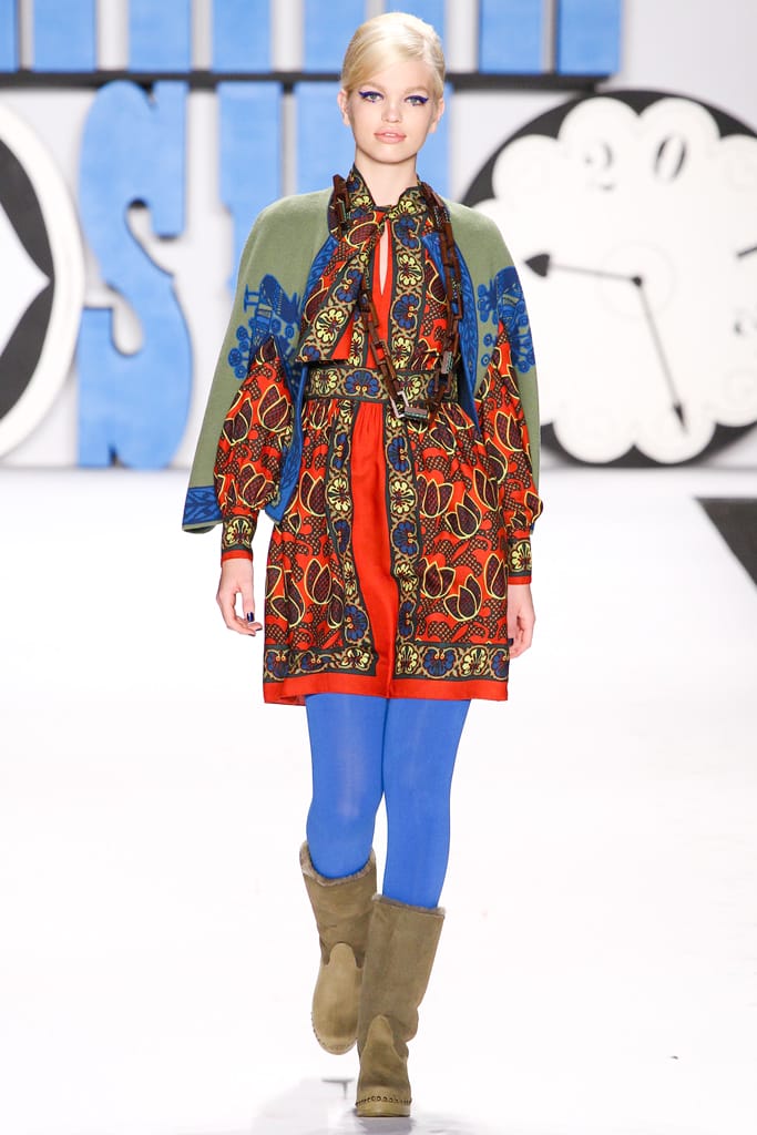 Anna Sui 2012ﶬз