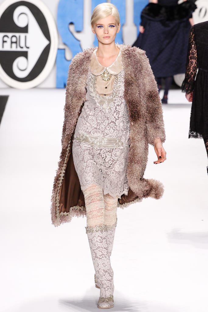 Anna Sui 2012ﶬз