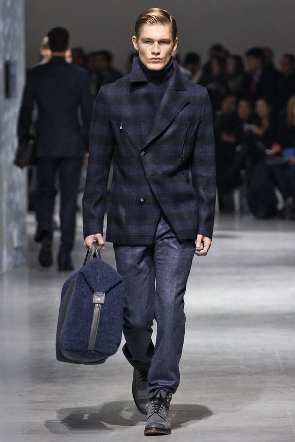 Corneliani 2012ﶬϵװ