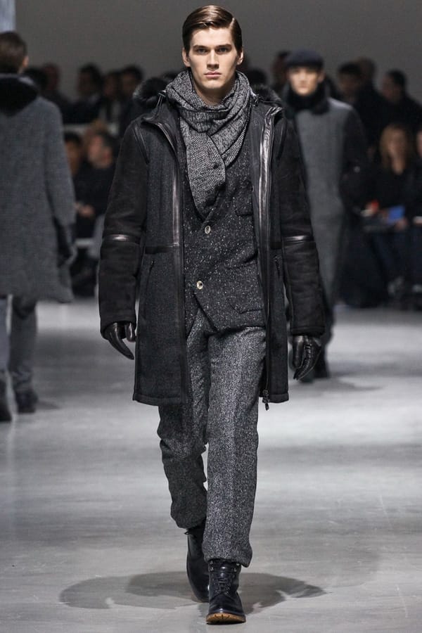 Corneliani 2012ﶬϵװ