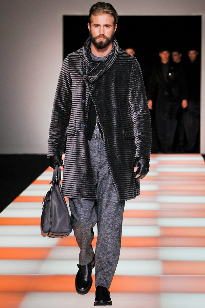 Giorgio Armani 2012ﶬװз