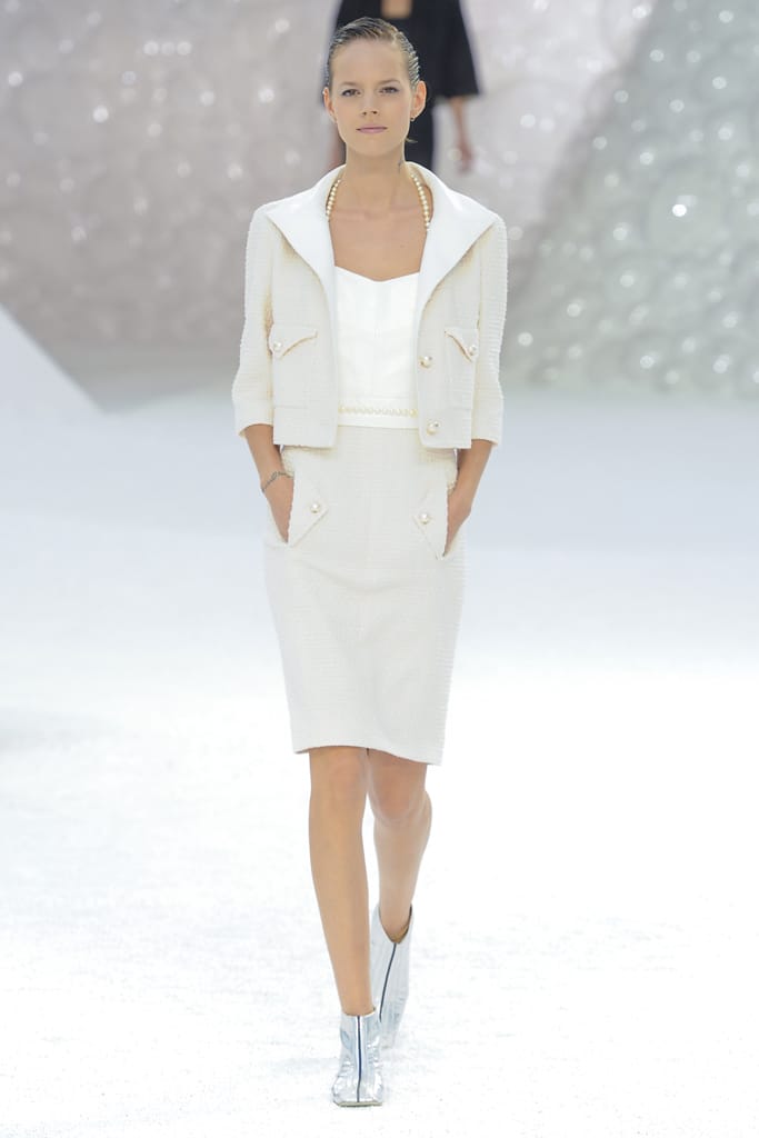 Chanel 2012з