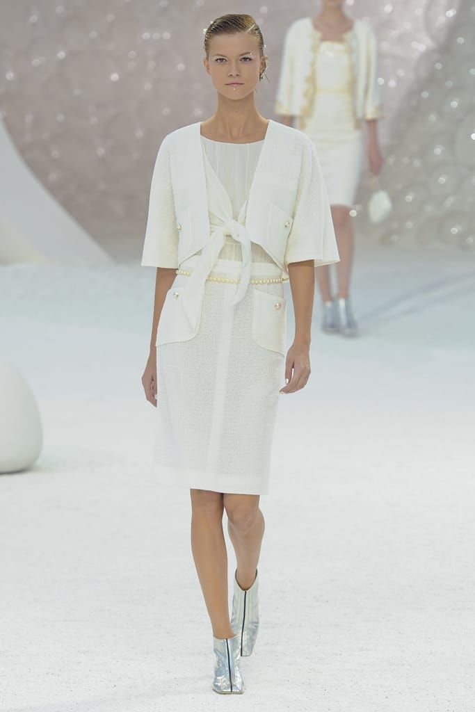 Chanel 2012з