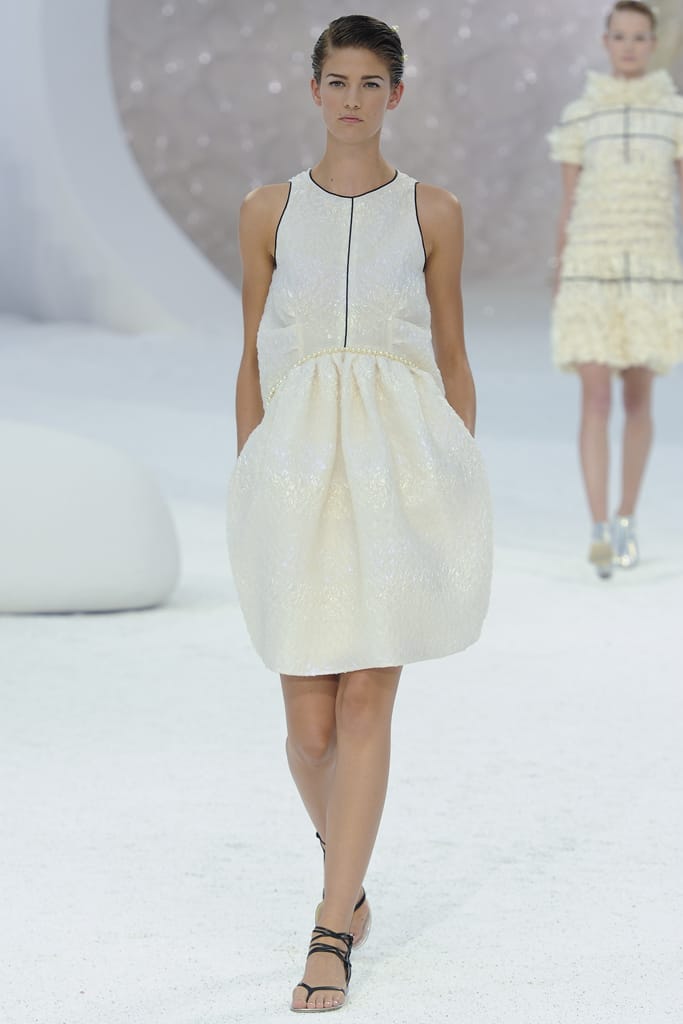 Chanel 2012з