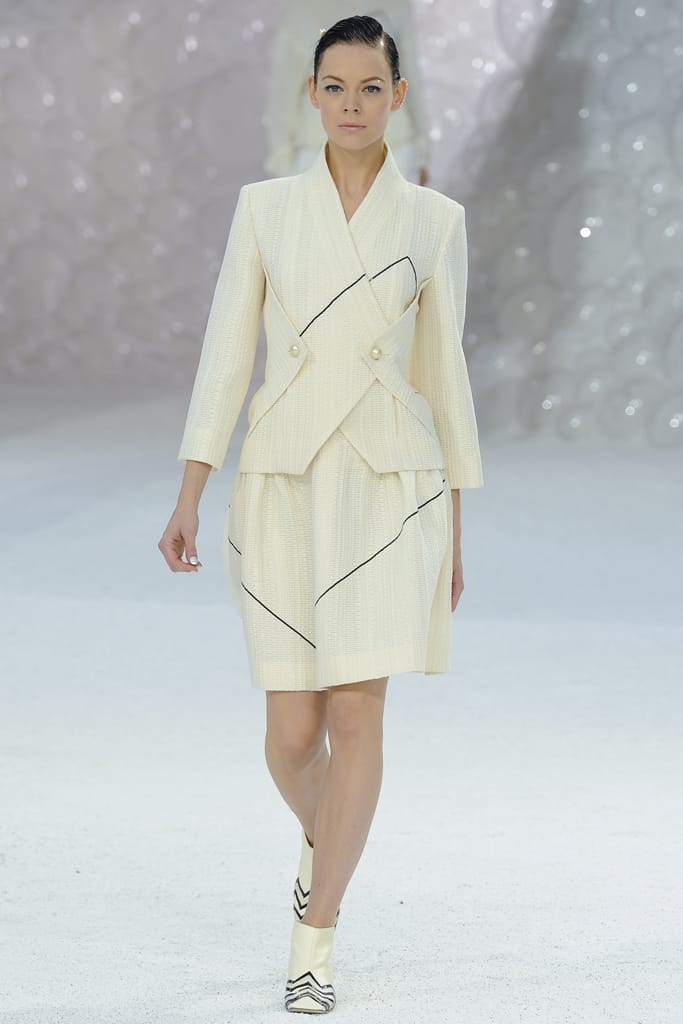 Chanel 2012з