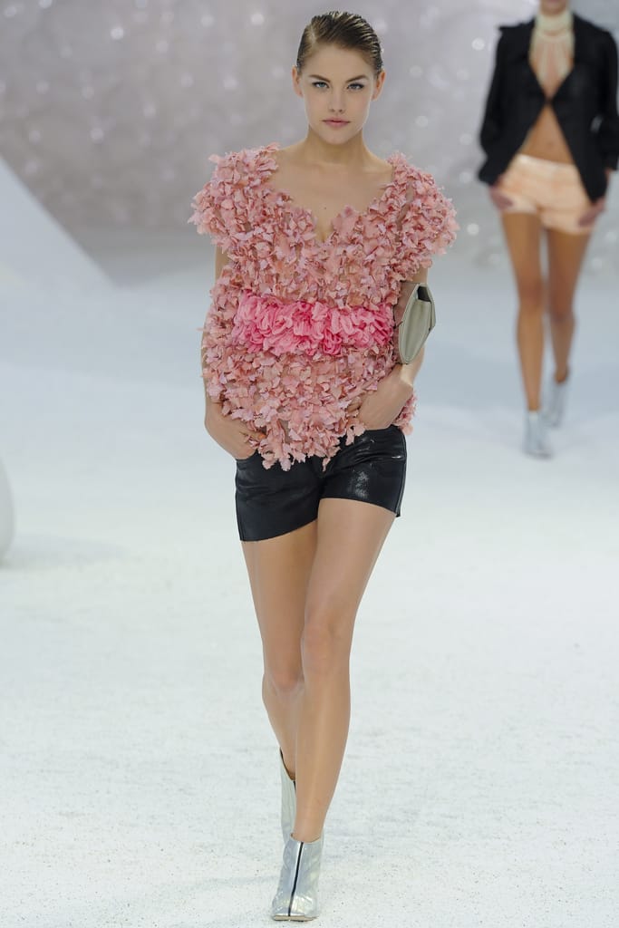 Chanel 2012з