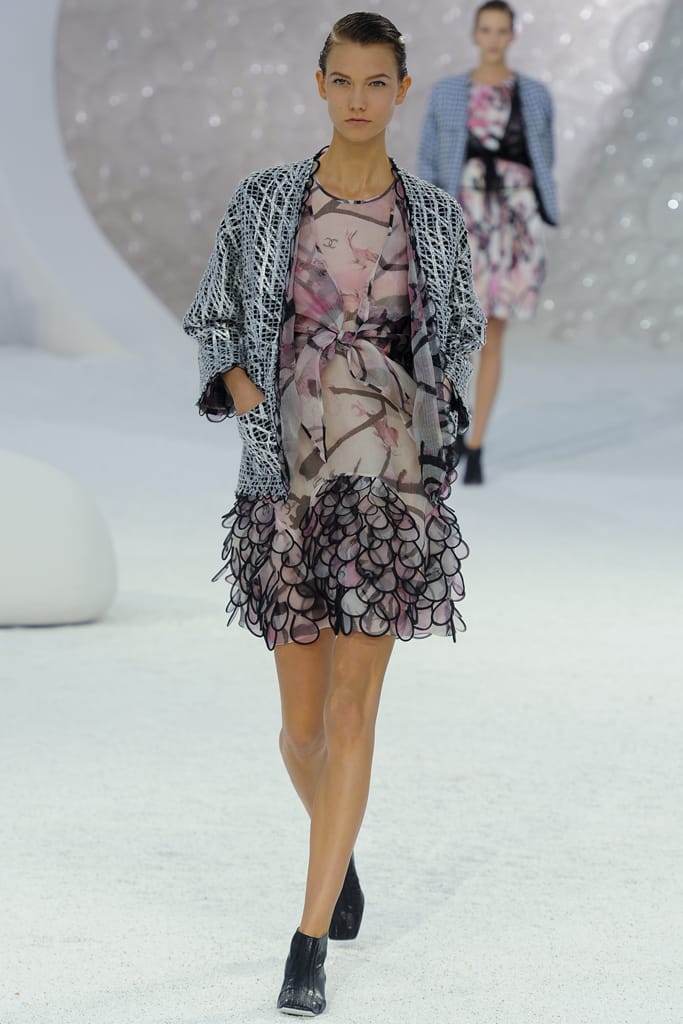 Chanel 2012з