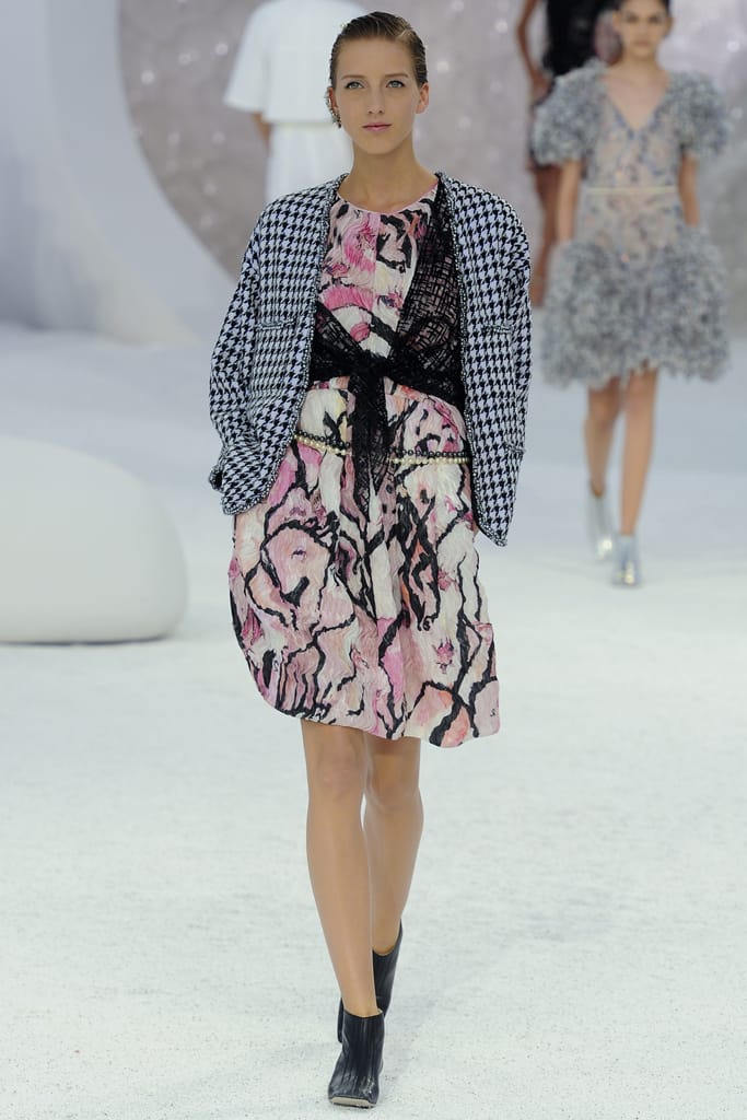 Chanel 2012з